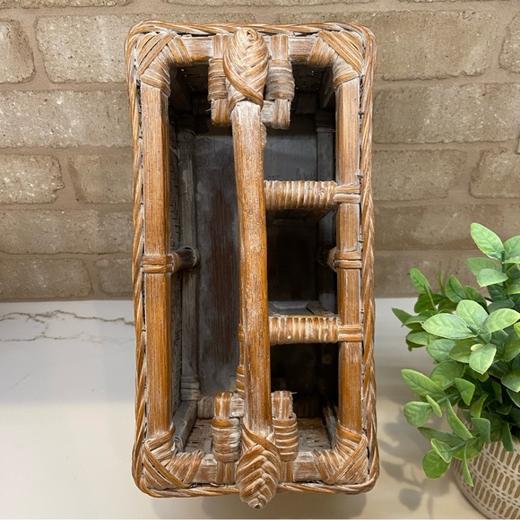 Rustic Brown Wicker Utensil Caddy⭐️ BEAUTIFUL + Functional - Picture 3 of 10